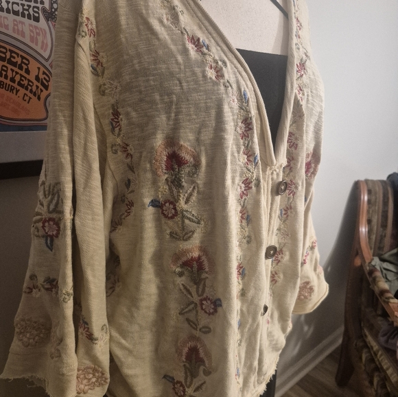 Beautiful Embroidered Cream Button-Front Women's Cardigan L Oversized Johnny Was - Picture 6 of 11
